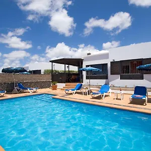 Villa 3 Bedroom Venus Jupiter And Neptune With Private Heated Pool, Puerto del Carmen (Lanzarote)